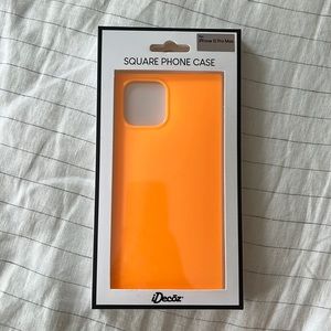 FLAUNT - iDecōz iPhone 12 Pro Max - Square Case